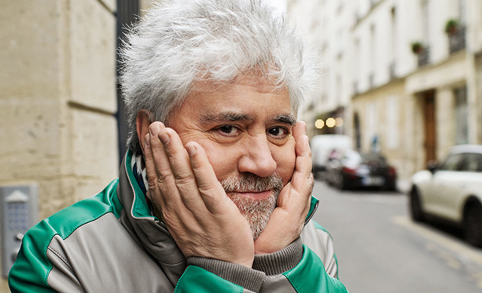 Әйел полицейлердің порно суреттері